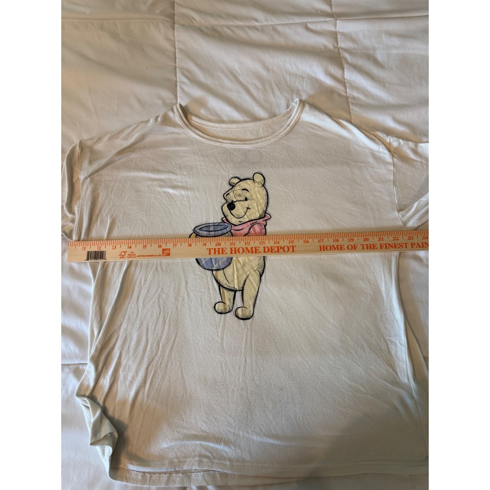 Disney 100 Winnie the Pooh Graphic T-Shirt Cream Short Sleeve Women M 8-10 - Picture 4 of 6